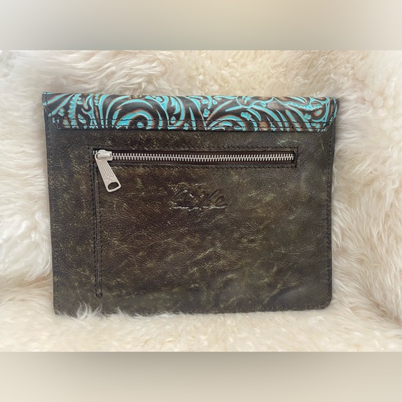 Patricia Nash Tooled Turquoise Genuine Leather Envelope Clutch & Wristlet NEW - Picture 6 of 10